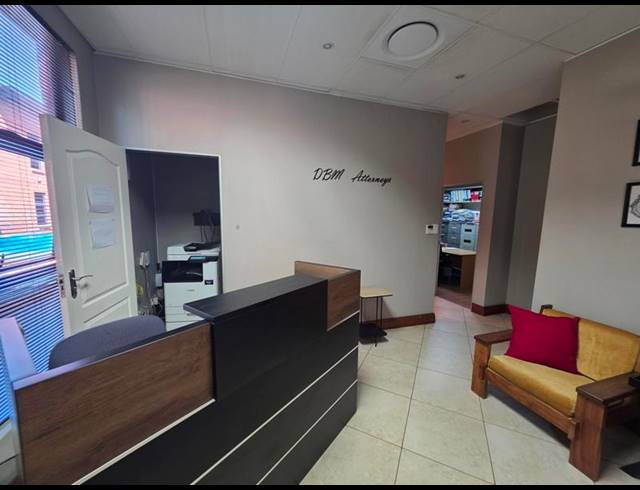 BUSINESS FOR SALE IN DIE HOEWES